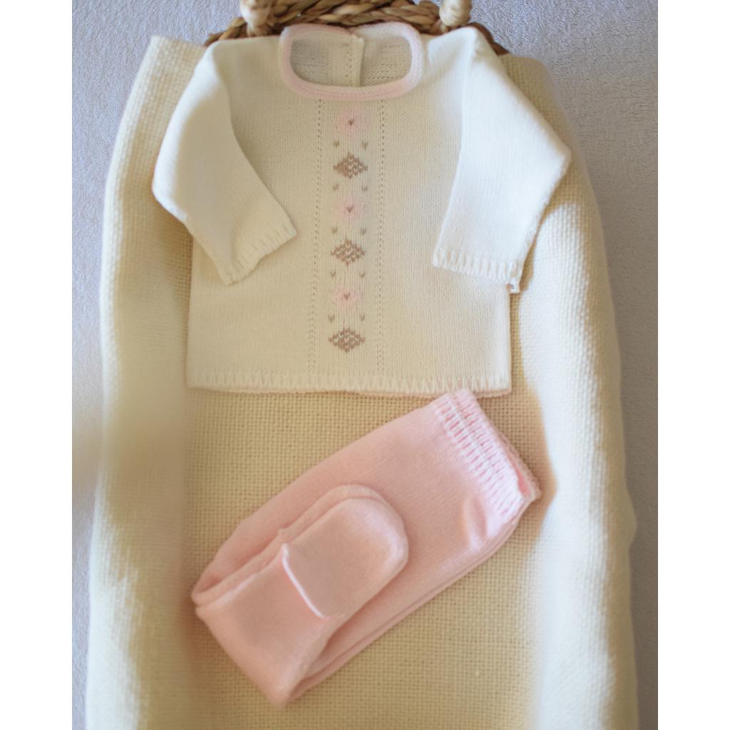 Conjunto MILANO en dralon. Bata marfil con detalles en rosa y visón. Pelele rosa. Talle 1