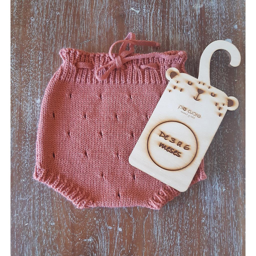 Pañalero dralon color terracota. Talle 6 a 9 meses