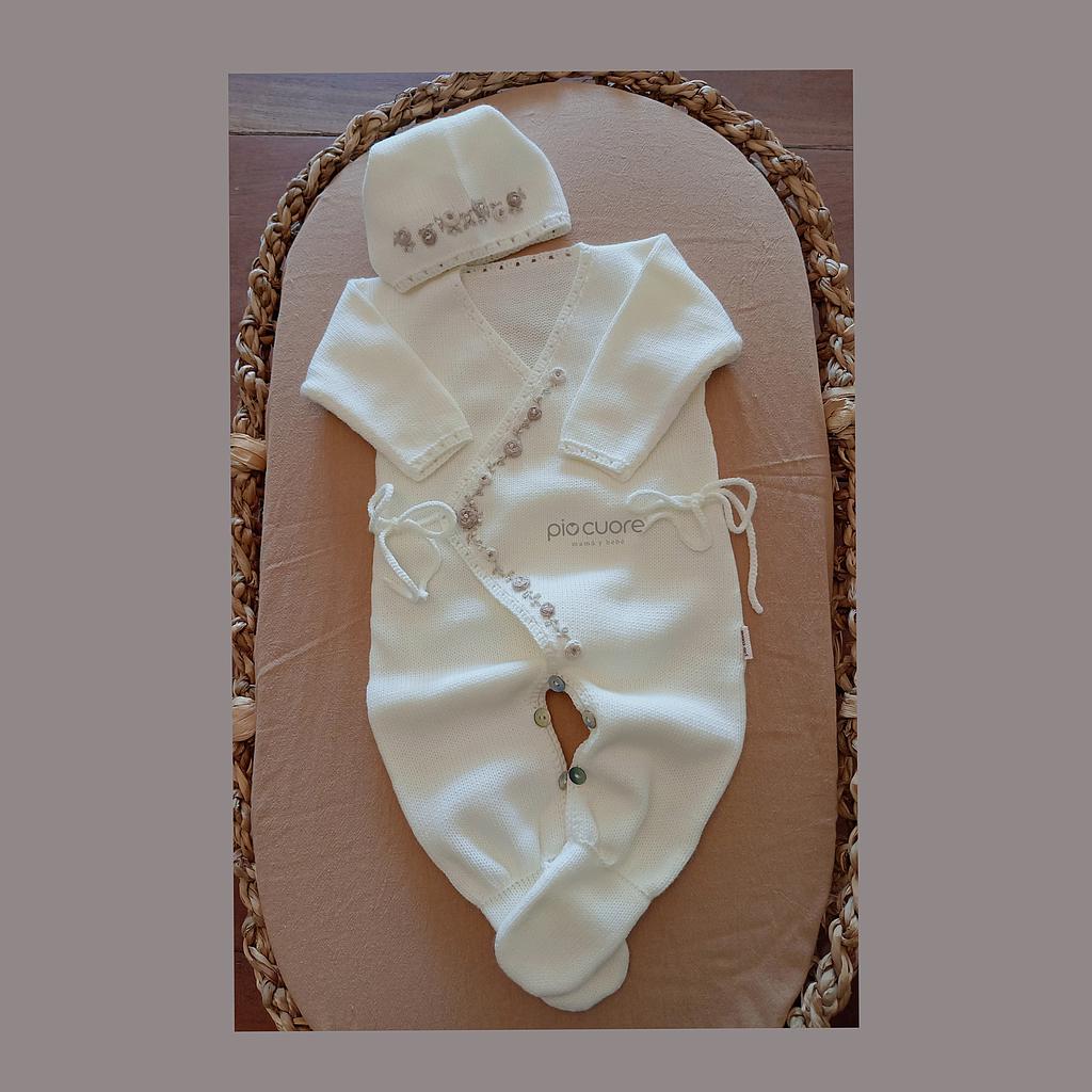 Set Alba bordado lateral neutro o rosa.